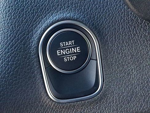 Used 2025 Mercedes-Benz Sprinter 2500 image 19