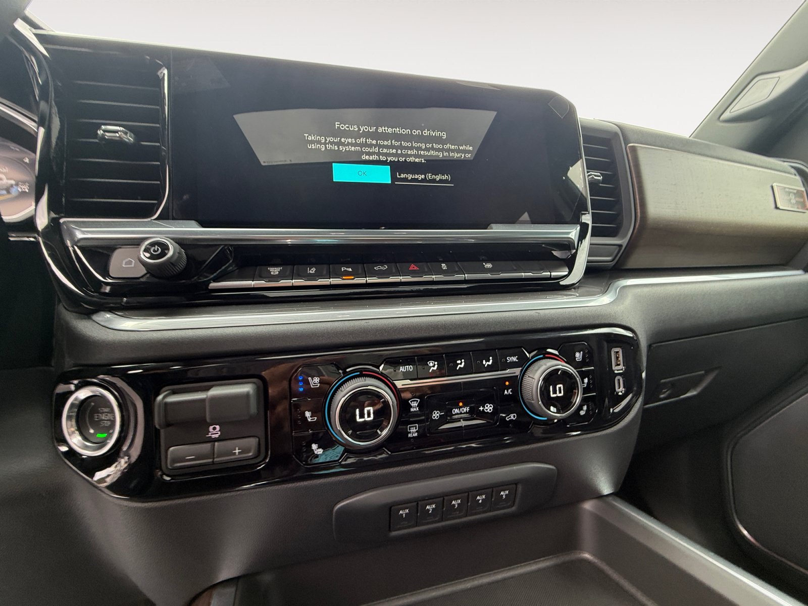 New 2026 Chevrolet Silverado 3500 High Country w/ High Country Premium Package AWD/4WD image 11