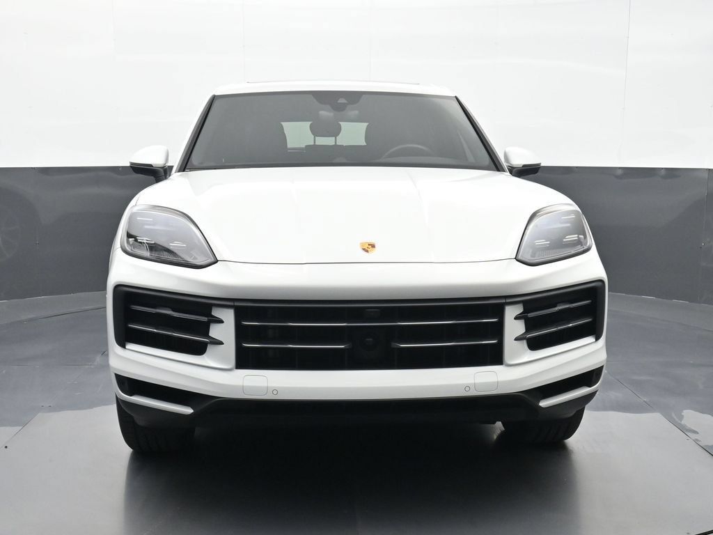 Certified 2024 Porsche Cayenne AWD/4WD image 25