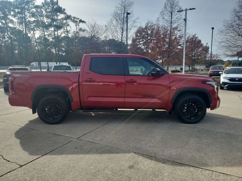 Used 2025 Toyota Tundra Limited image 8