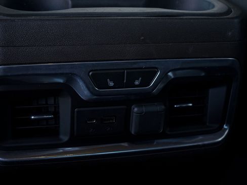 Used 2021 GMC Sierra 1500 Denali w/ Denali Ultimate Package image 27