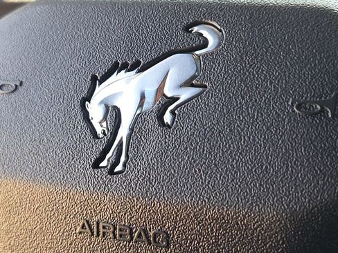 Used 2023 Ford Bronco Badlands image 23