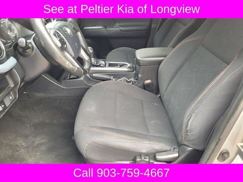 Used 2019 Toyota Tacoma TRD Off-Road AWD/4WD image 14