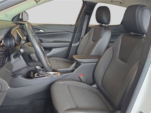 Used 2023 Buick Encore GX Select w/ Sport Touring Package FWD image 11