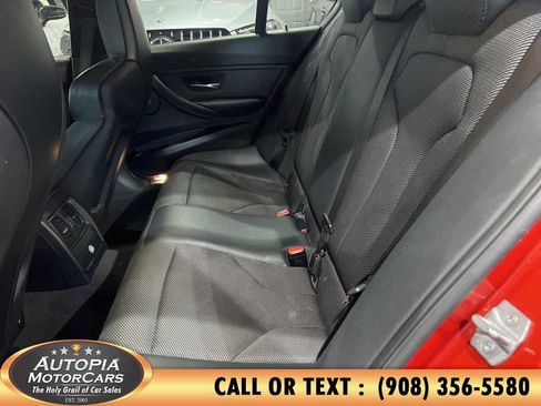 Used 2018 BMW M3 RWD image 16