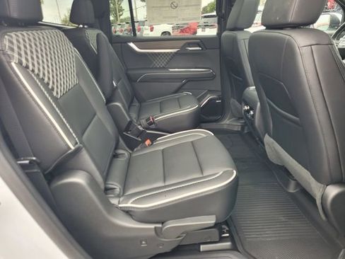 New 2026 GMC Acadia Denali w/ Super Cruise Package image 15
