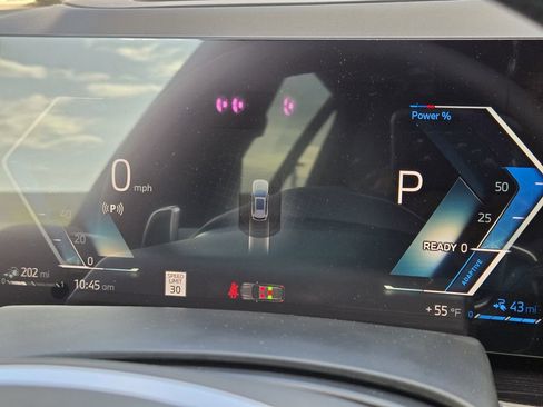 New 2026 BMW X5 xDrive50e w/ M Sport Package AWD/4WD image 18