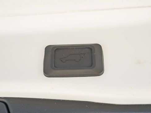 Used 2024 Toyota RAV4 XLE Premium w/ Weather Package AWD/4WD image 15
