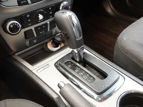 Used 2012 Ford Fusion SE image 21