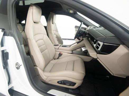 Certified 2025 Porsche Taycan RWD image 36