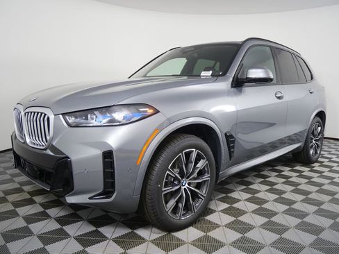 New 2026 BMW X5 sDrive40i w/ M Sport Package RWD image 7