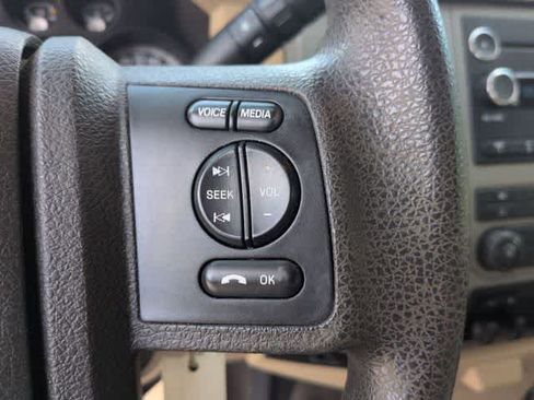 Used 2011 Ford F250 XLT w/ XLT Interior Pkg AWD/4WD image 24