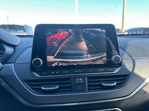 Used 2023 Nissan Altima 2.5 SR image 24