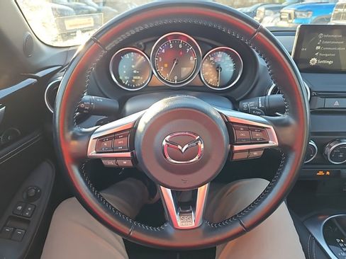 Used 2024 MAZDA MX-5 Miata RF Grand Touring image 16