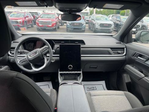 Used 2025 GMC Terrain Elevation AWD/4WD image 12