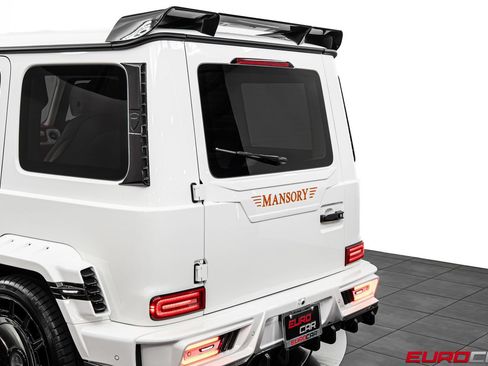 Used 2025 Mercedes-Benz G 63 AMG 4MATIC image 29
