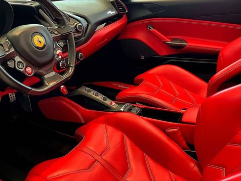 Used 2017 Ferrari 488 Spider RWD image 15