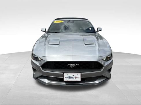 Used 2022 Ford Mustang Premium RWD image 7