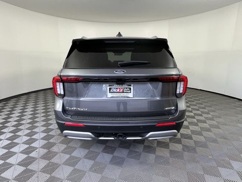 Used 2025 Ford Explorer Platinum w/ LUX Leather Package AWD/4WD image 4