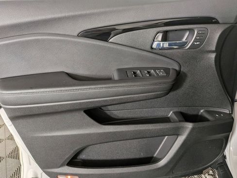 Used 2021 Honda Passport Elite image 16