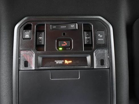 New 2026 Toyota Tundra Platinum AWD/4WD image 32