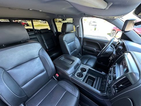 Used 2018 Chevrolet Silverado 1500 LTZ Z71 w/ LTZ Plus Package image 12