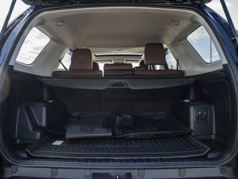 Used 2021 Toyota 4Runner Limited image 9