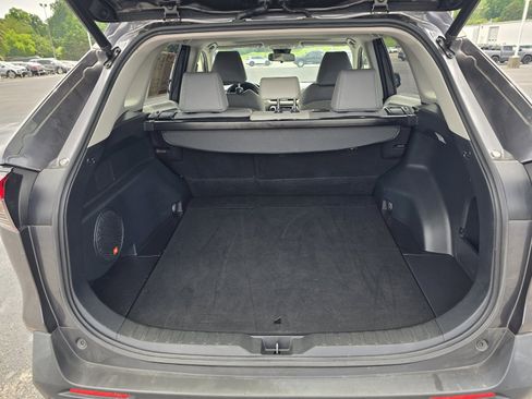 Used 2019 Toyota RAV4 XLE Premium w/ Carpet Mat Package FWD image 26