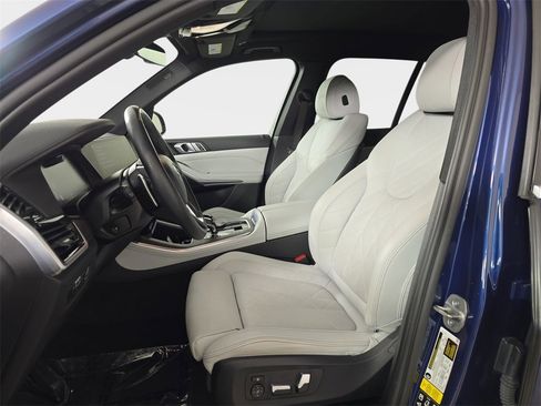 Used 2023 BMW X5 xDrive40i image 18