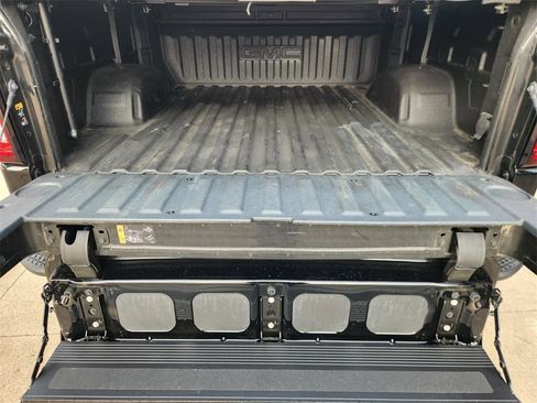 Used 2021 GMC Sierra 1500 SLT image 30