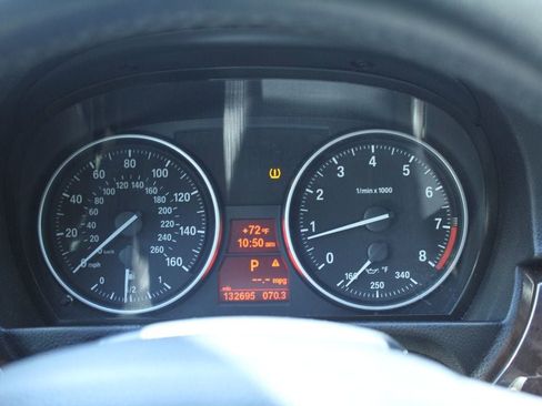 Used 2011 BMW 335i Convertible RWD image 13
