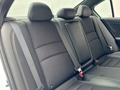 Used 2017 Honda Accord Sport image 30