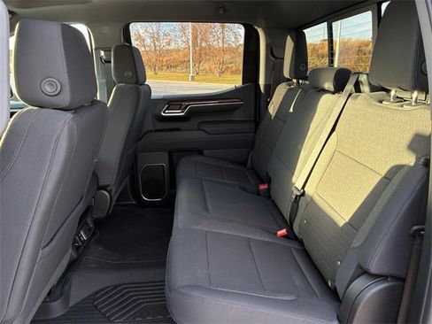 New 2026 Chevrolet Silverado 1500 LT image 17