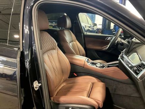 Used 2025 BMW X6 M60i w/ Dynamic Handling Package image 7