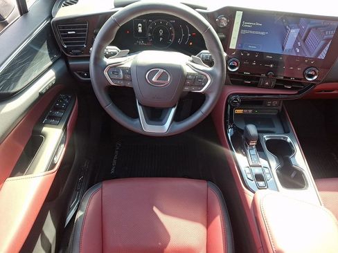 Used 2024 Lexus NX 350 AWD image 12