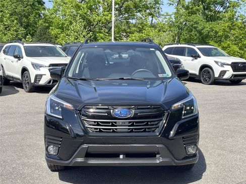 Certified 2023 Subaru Forester Premium AWD/4WD image 8