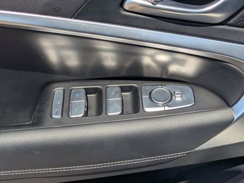 Used 2026 Genesis G70 2.5T RWD image 24