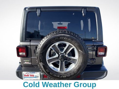 Used 2021 Jeep Wrangler Unlimited Sahara image 5