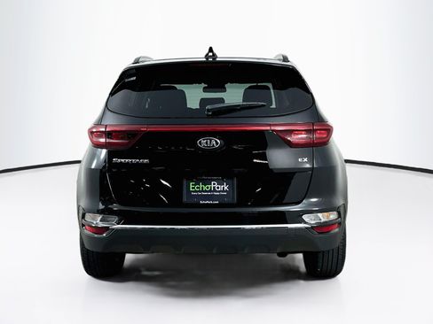 Used 2022 Kia Sportage EX AWD/4WD image 7