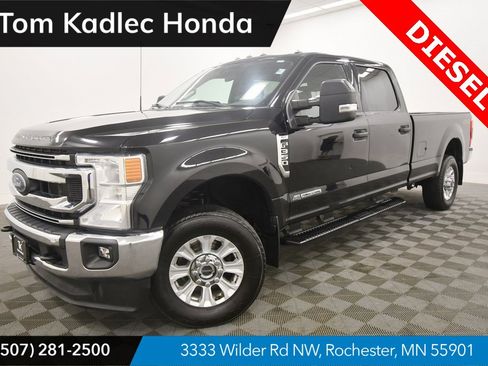 Used 2022 Ford F350 XLT w/ XLT Value Package image 1