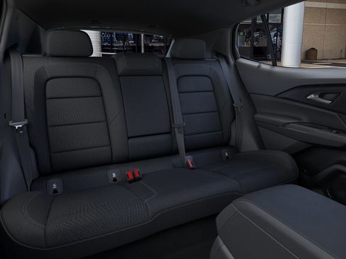 New 2026 Chevrolet Equinox EV LT image 17