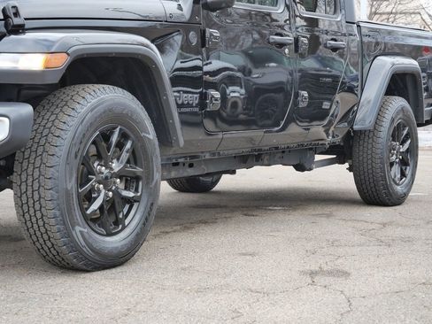Used 2021 Jeep Gladiator Sport AWD/4WD image 6