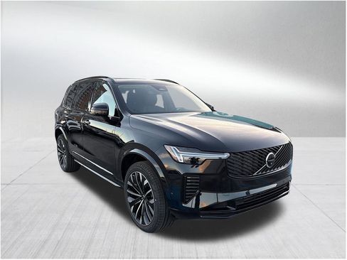 New 2026 Volvo XC90 T8 Ultra AWD/4WD image 3