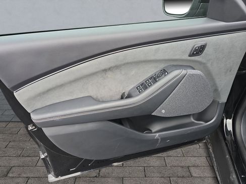 Certified 2025 Ford Mustang Mach-E GT image 10