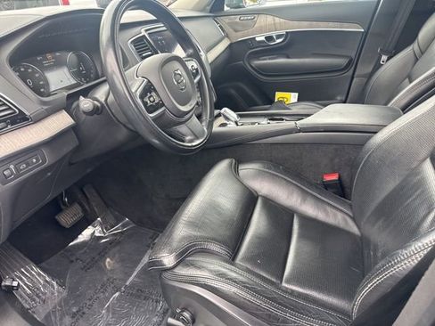Used 2022 Volvo XC90 T8 Inscription w/ Advanced Package image 12