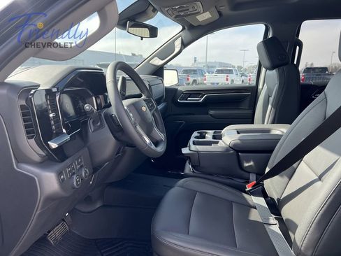 New 2026 Chevrolet Silverado 1500 LT w/ All Star Edition Plus AWD/4WD image 5