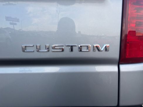 Used 2024 Chevrolet Silverado 1500 Custom image 32