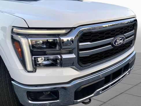 Used 2025 Ford F150 Lariat w/ Equipment Group 501A Mid AWD/4WD image 29