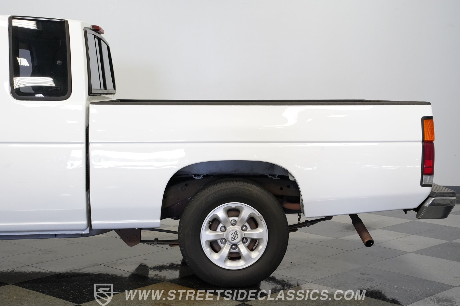 Used 1996 Nissan Pickup 2WD King Cab image 25