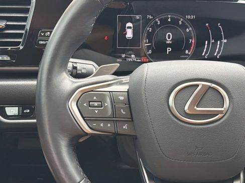 Certified 2025 Lexus NX 250 FWD w/ Accessory Package (Z1) image 15